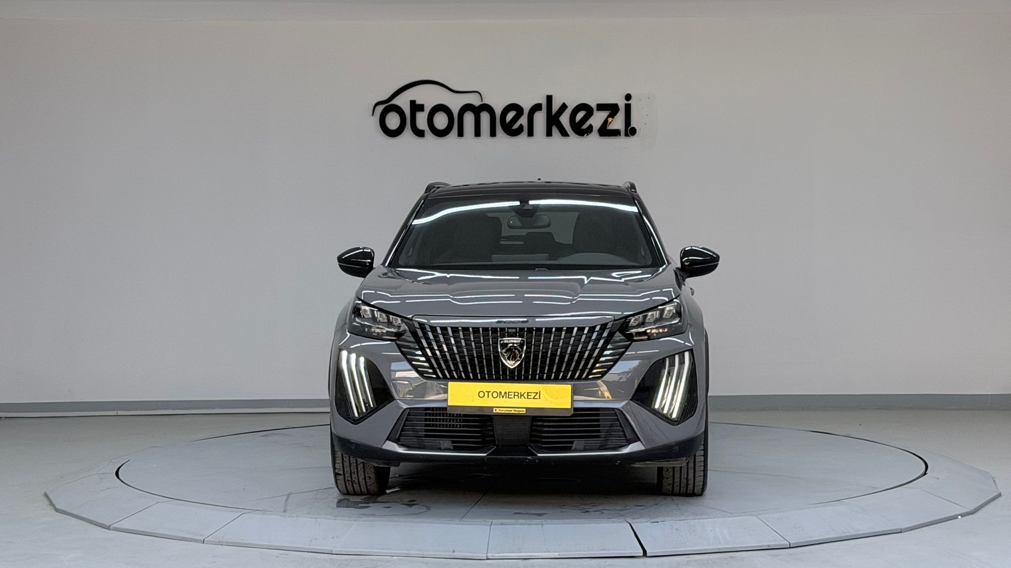 PEUGEOT 2008 4